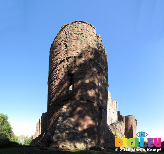 SX16556-16562 Goodrich Castle south west tower